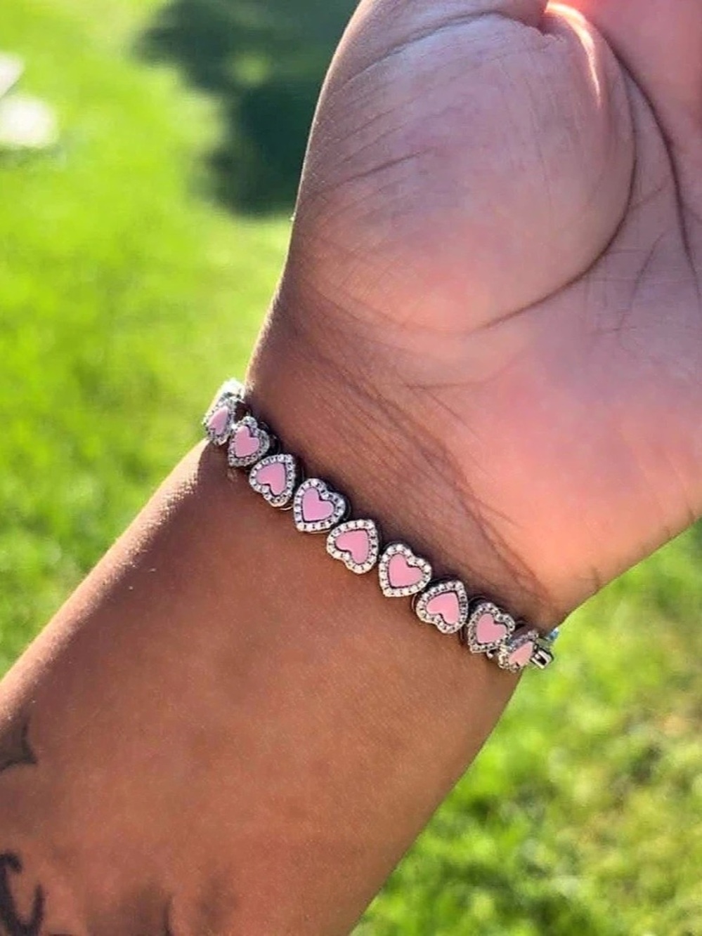 Heart Bracelet in Pink & Black Like New